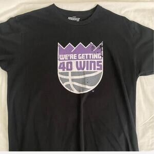 Sacramento Kings Were Getting 40 Wins T ShirtMens Xl Shirt Great Condition